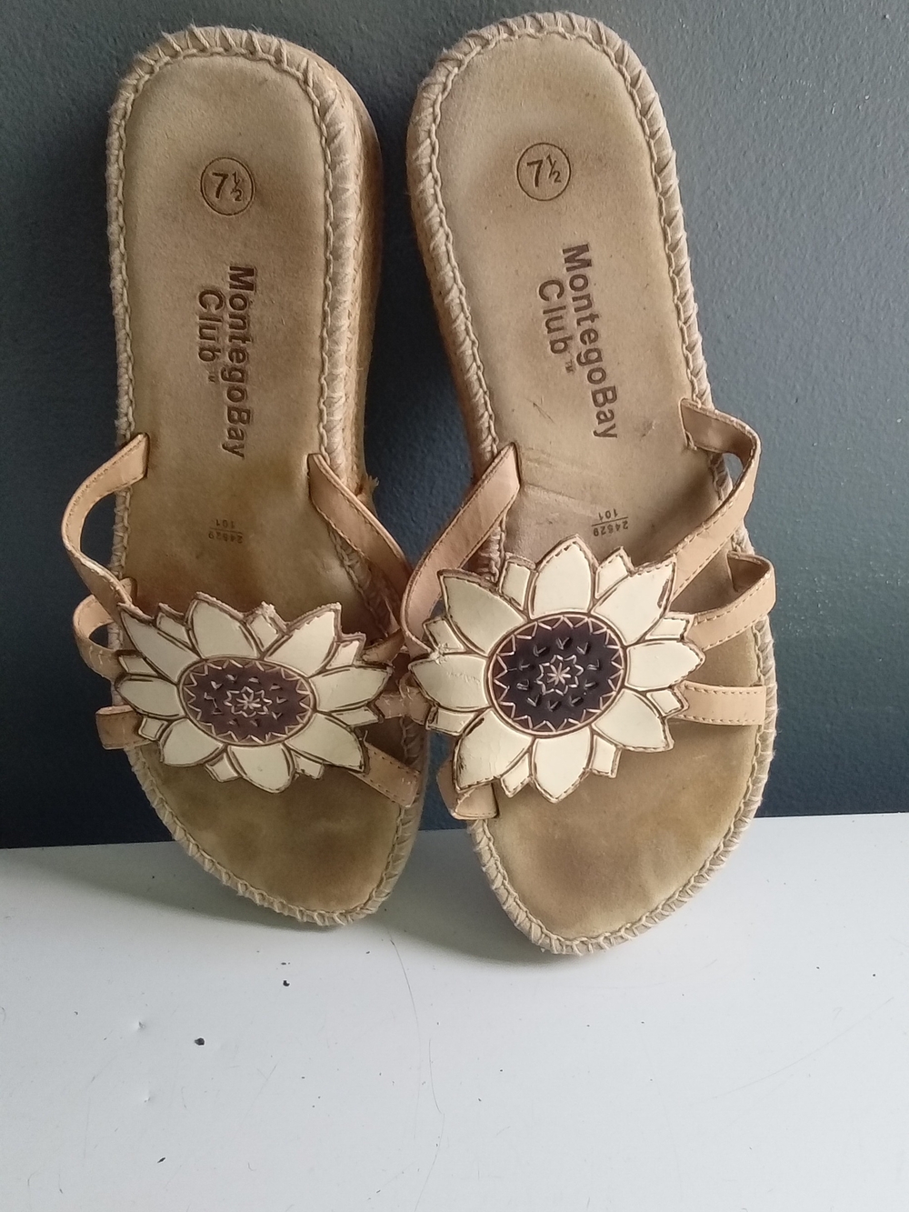 Montego Bay Club Sunflower Espadrille‎ Wedge Sandals Tan Cream Womens 7.5 24529